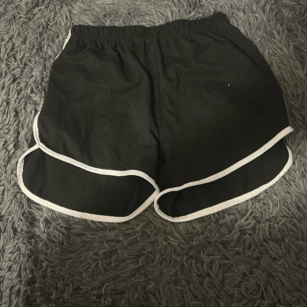 Short shorts